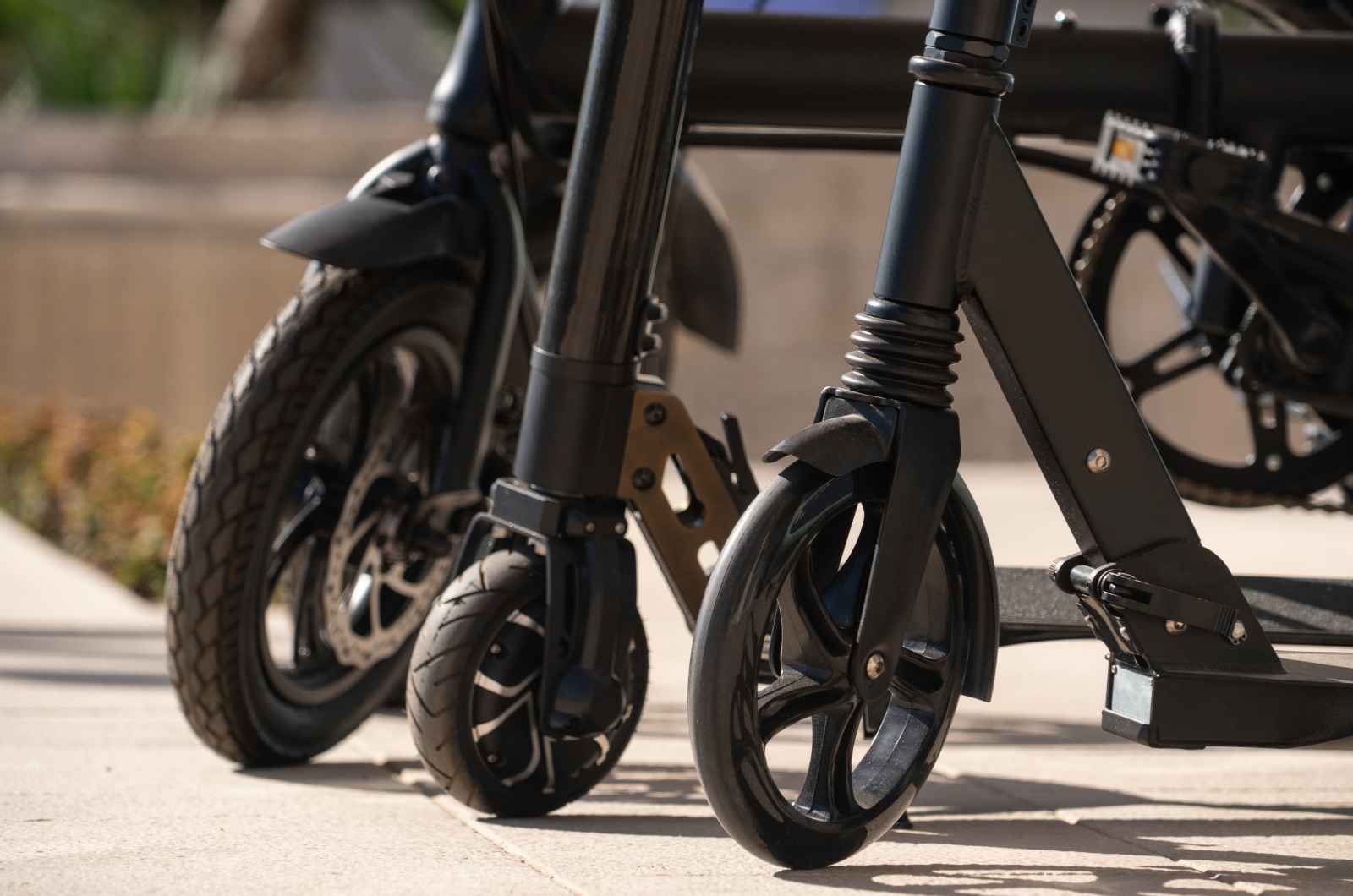 NIU חברה לאופנועים חשמליים, קטנועים חשמליים, קורקינטים חשמליים ואופניים חשמליים